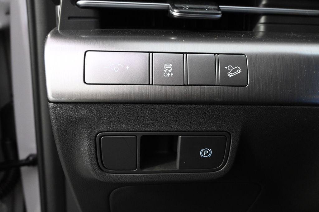 New 2026 Cyber Gray Metallic Hyundai SEL Premium AWD image 23