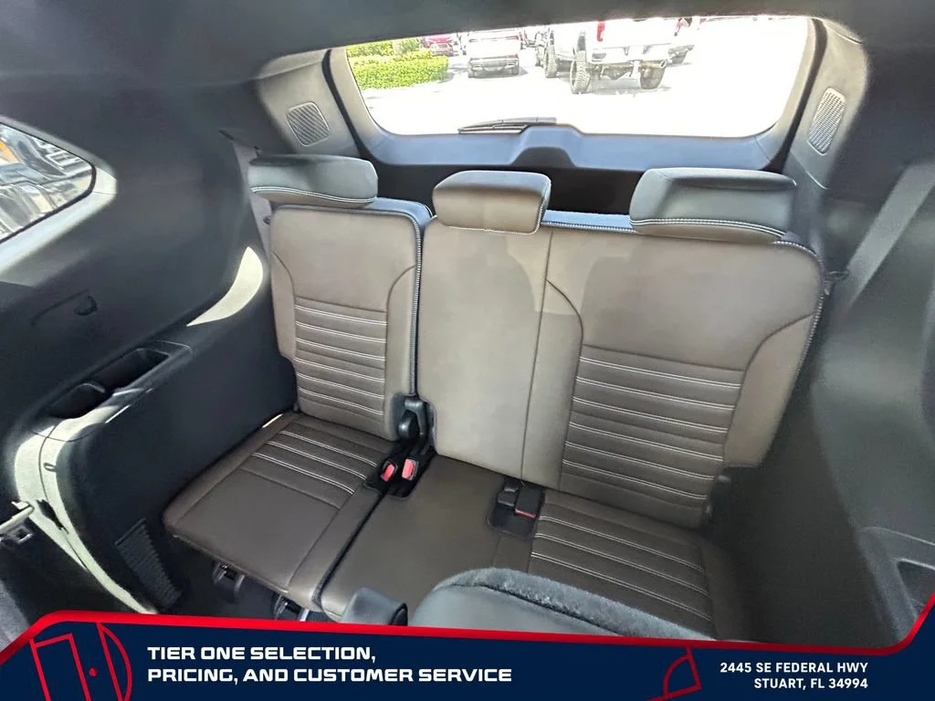New 2026 Glacier White Tricoat GMC Denali Ultimate image 31
