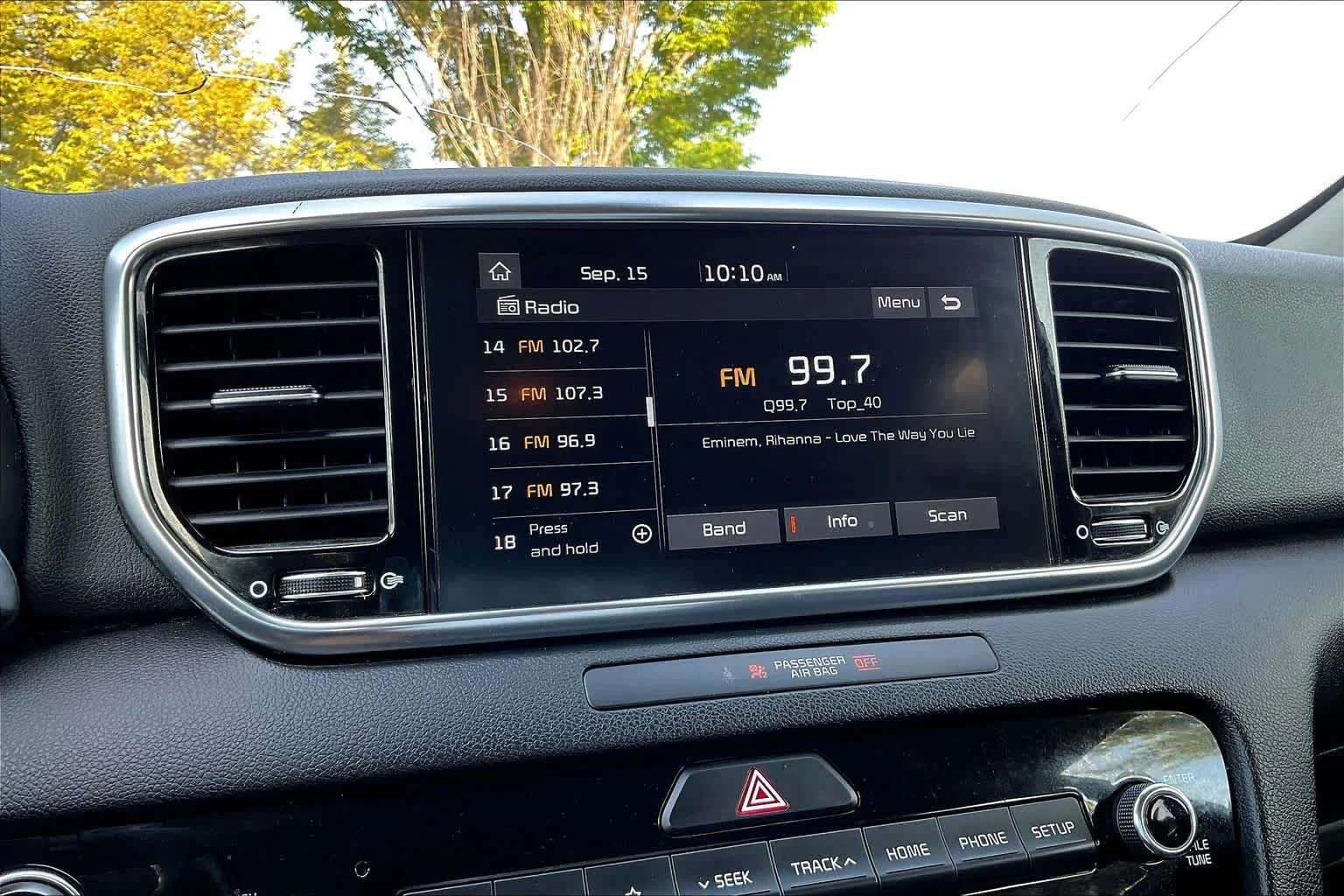 Used 2021 Snow White Pearl Kia EX image 31