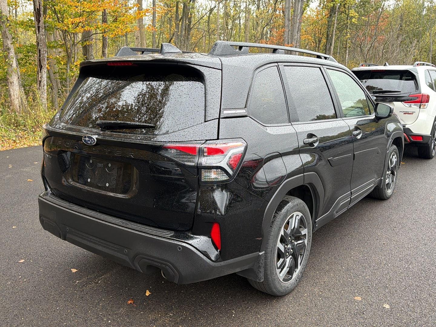 Used 2025 Crystal Black Silica Subaru Limited image 12