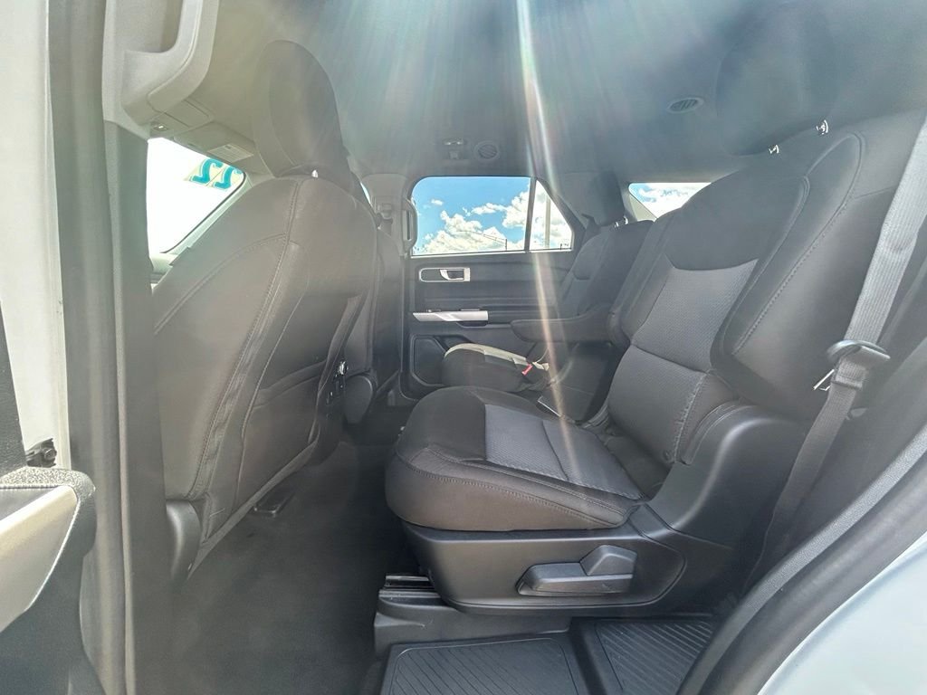 Used 2022 Oxford White Ford XLT image 27