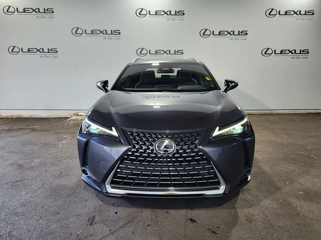 New 2026  Lexus 300h image 2