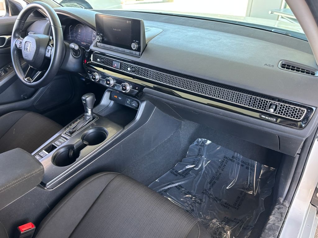 Used 2023 Platinum White Pearl Honda EX image 19