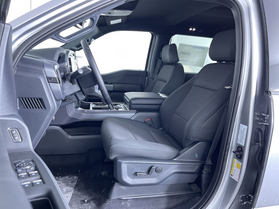 2025 Ford F-150 XLT - Photo 15
