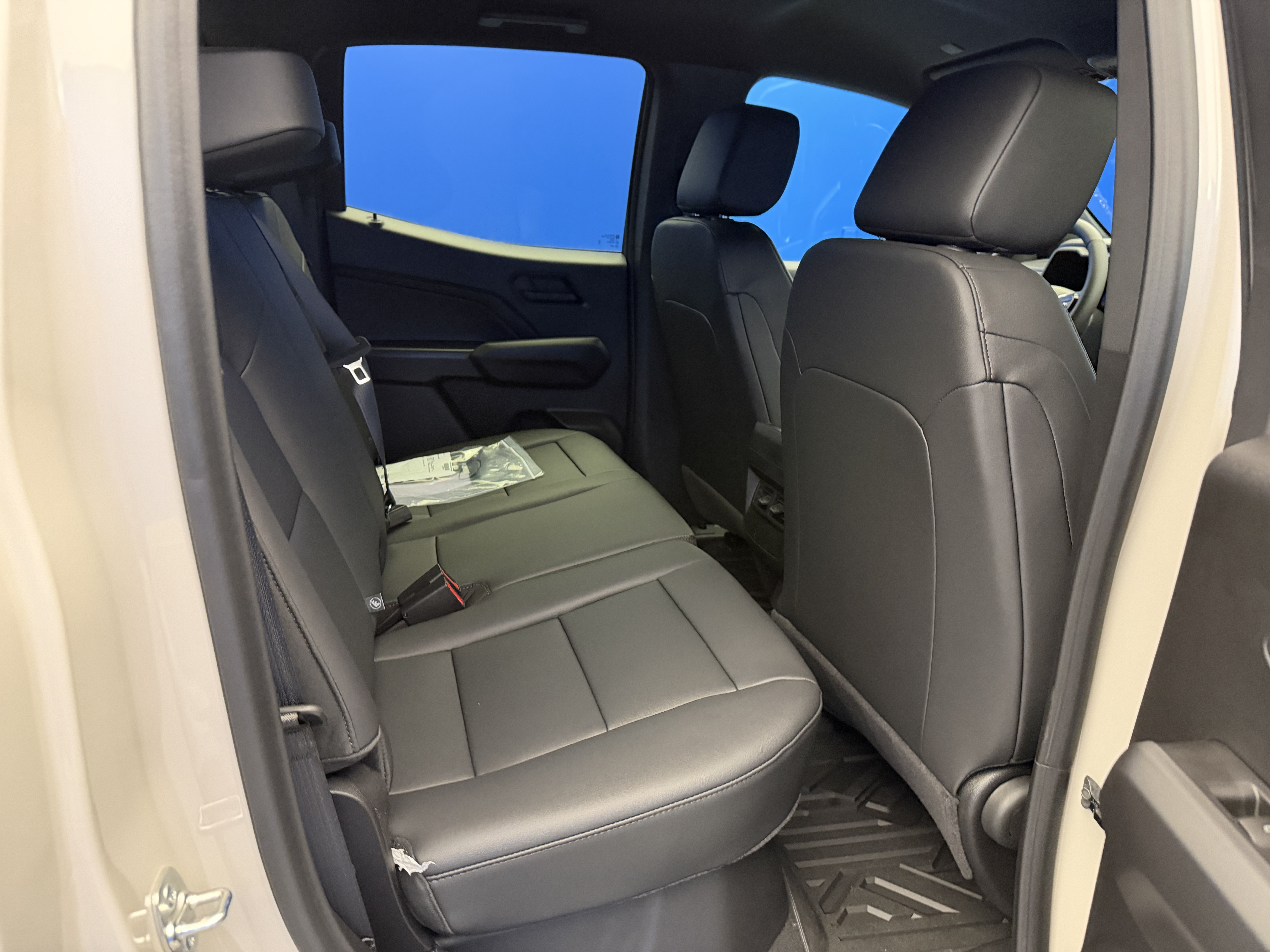 2026 Chevrolet Colorado Trail Boss - Photo 25