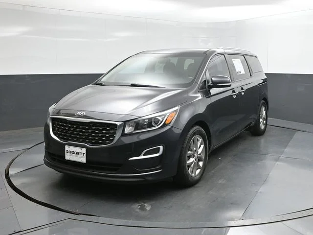 2020 Kia Sedona EX's photo