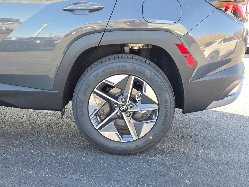 New 2026 Gray Hyundai SEL AWD image 16