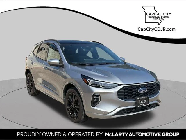 2023 Ford Escape ST-Line Elite