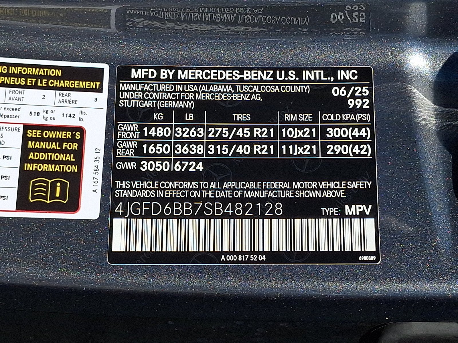 Certified Used 2025 Selenite Grey Metallic   992 Mercedes-Benz AMG® GLE 53 image 29