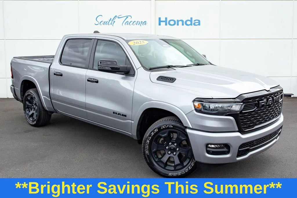2025 RAM 1500 Big Horn/Lone Star 4x4 Crew Cab 5'7's photo