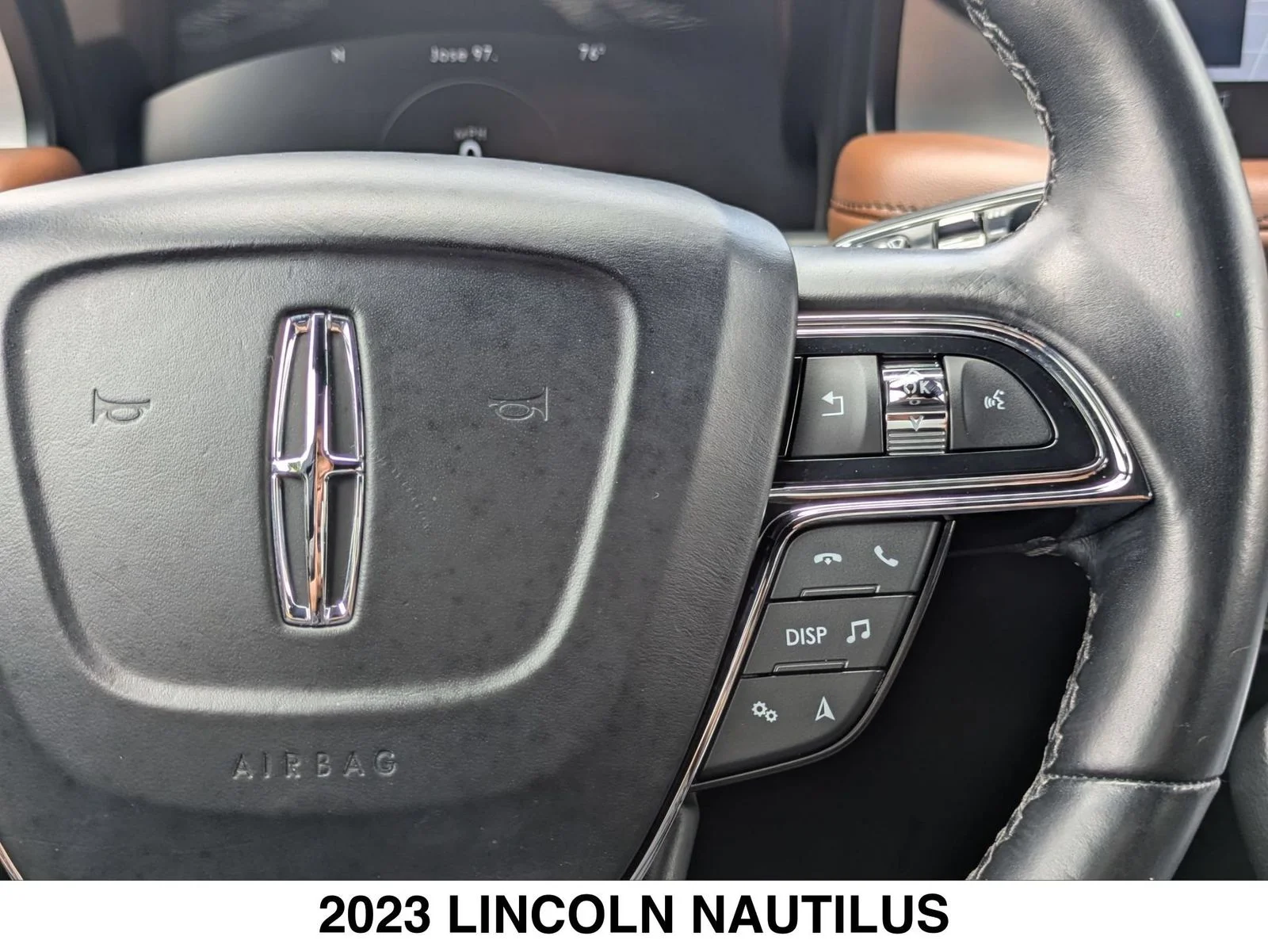Used 2023 Black Lincoln Reserve image 15