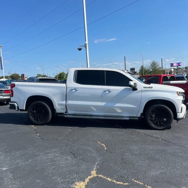 Used 2020 Beige Chevrolet High Country image 1