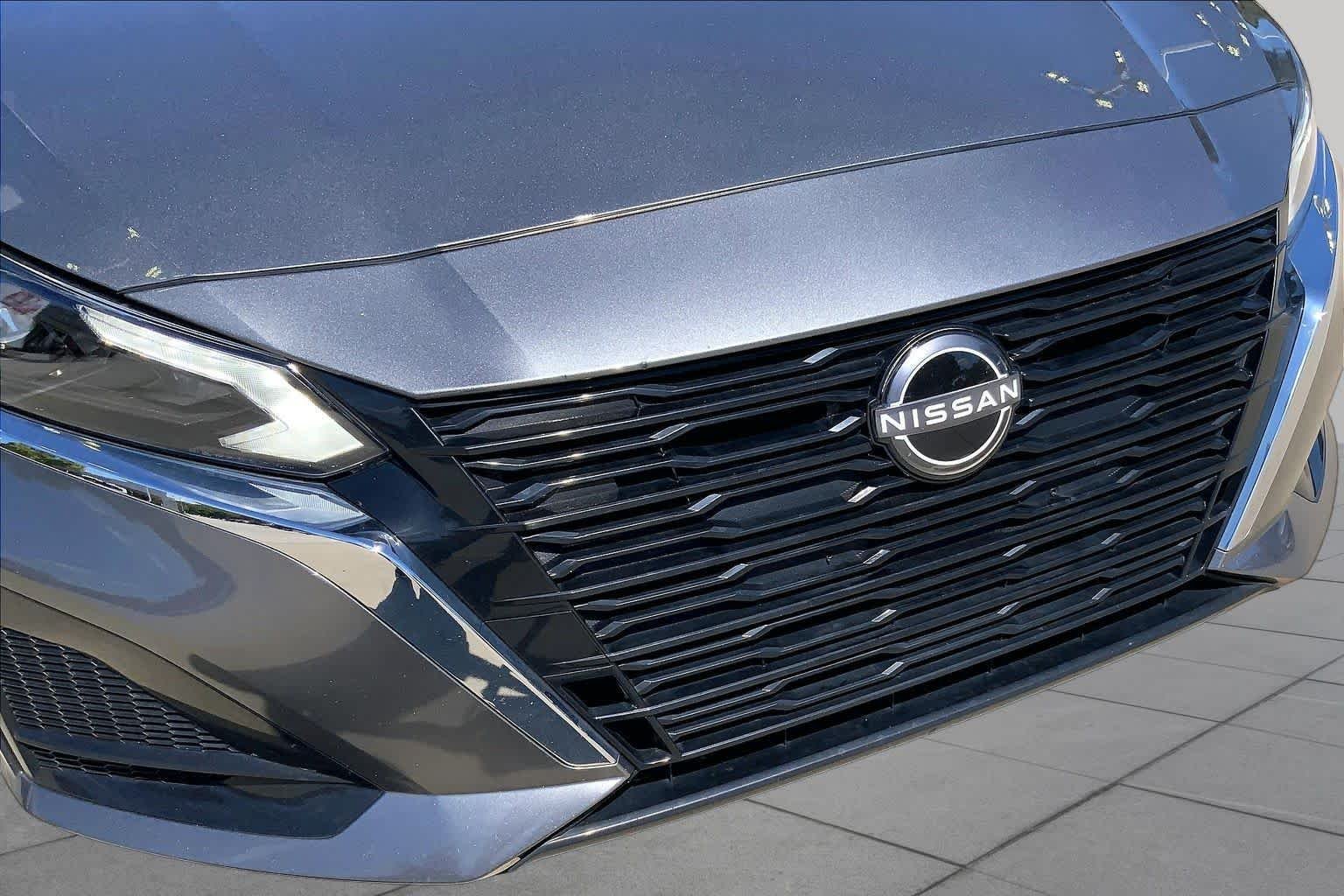 Used 2024 Gun Metallic Nissan 2.5 SV image 31