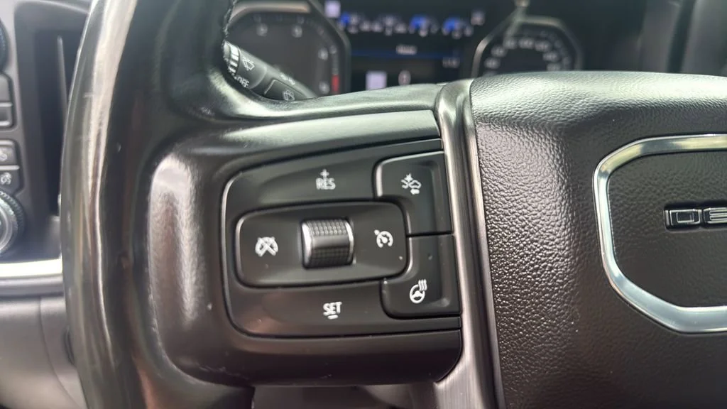 Used 2023 Onyx Black GMC Denali image 22