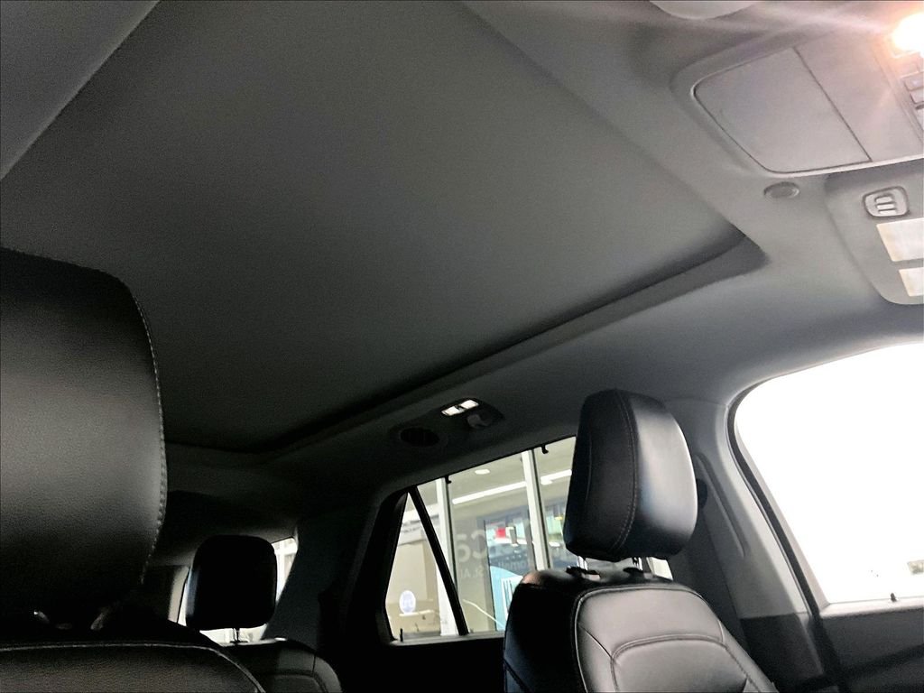 Used 2023 Black Metallic Ford Limited image 23