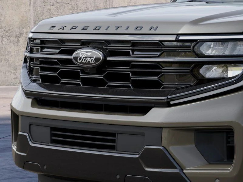 New 2027 Marsh Gray Ford Platinum image 18