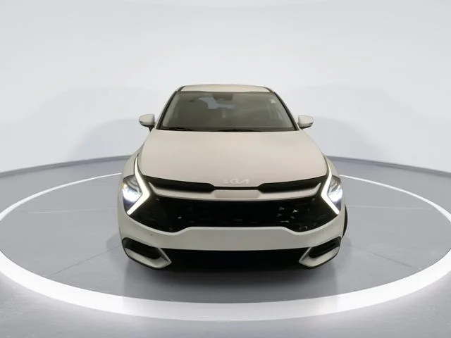 Used 2023 White Kia EX image 7