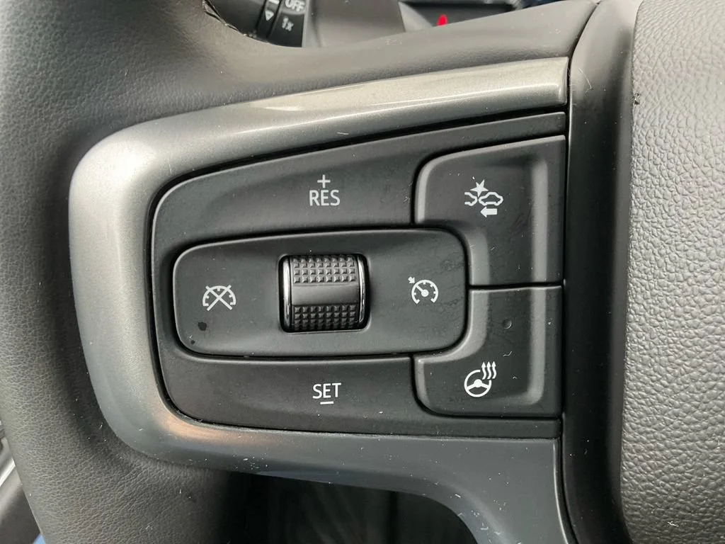 Used 2025 Summit White Chevrolet LT Trail Boss image 33