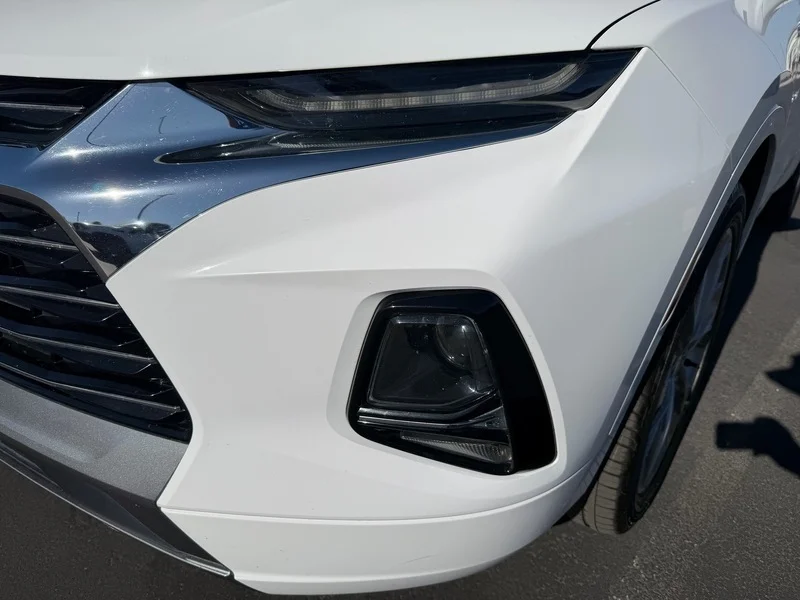 Used 2019 SUMMIT WHITE Chevrolet Premier image 27