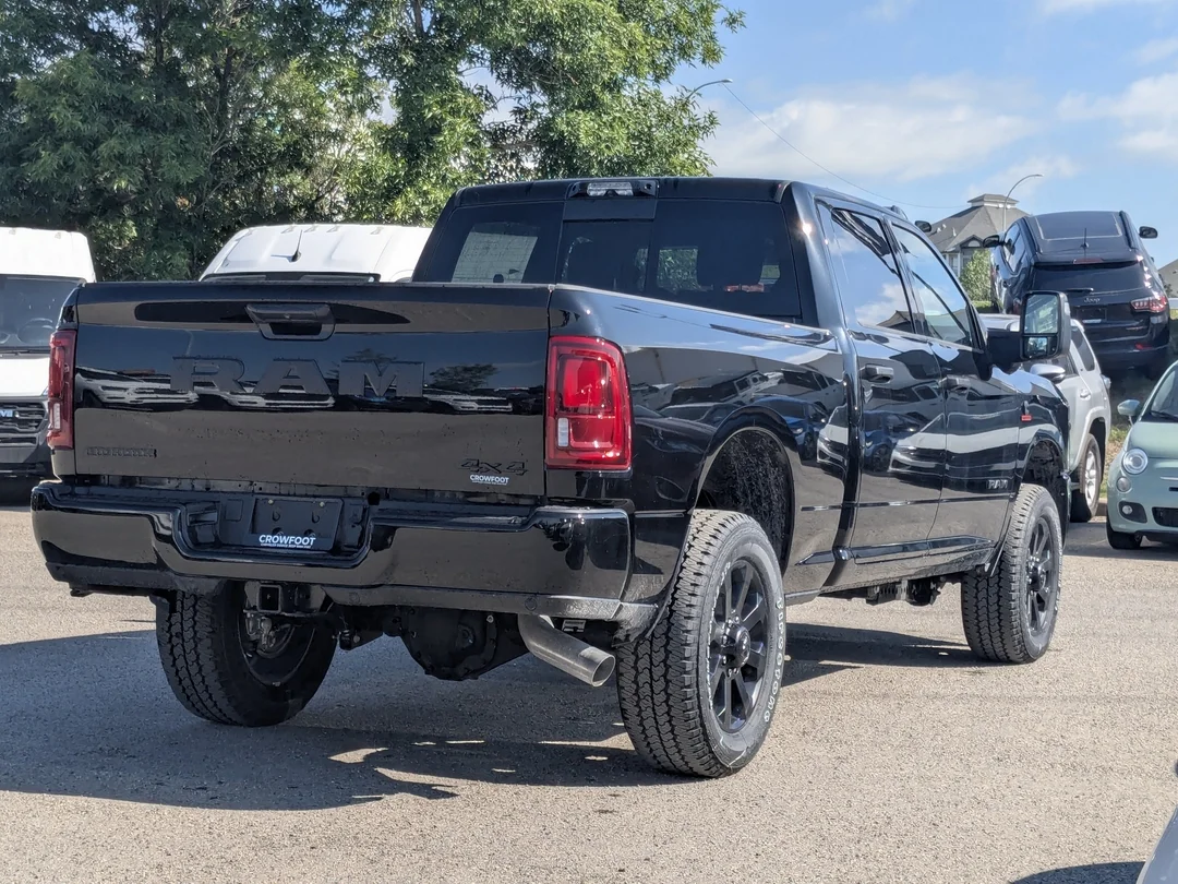 New 2026 Black RAM Rebel - - 6.7L HO Diesel - Level 1 Pkg w/ Vent Seats - 5th Wheel/Gooseneck Prep & More! image 8
