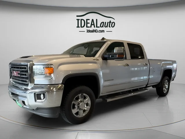 2018 GMC Sierra 4WD Crew Cab Standard Box SLT's photo