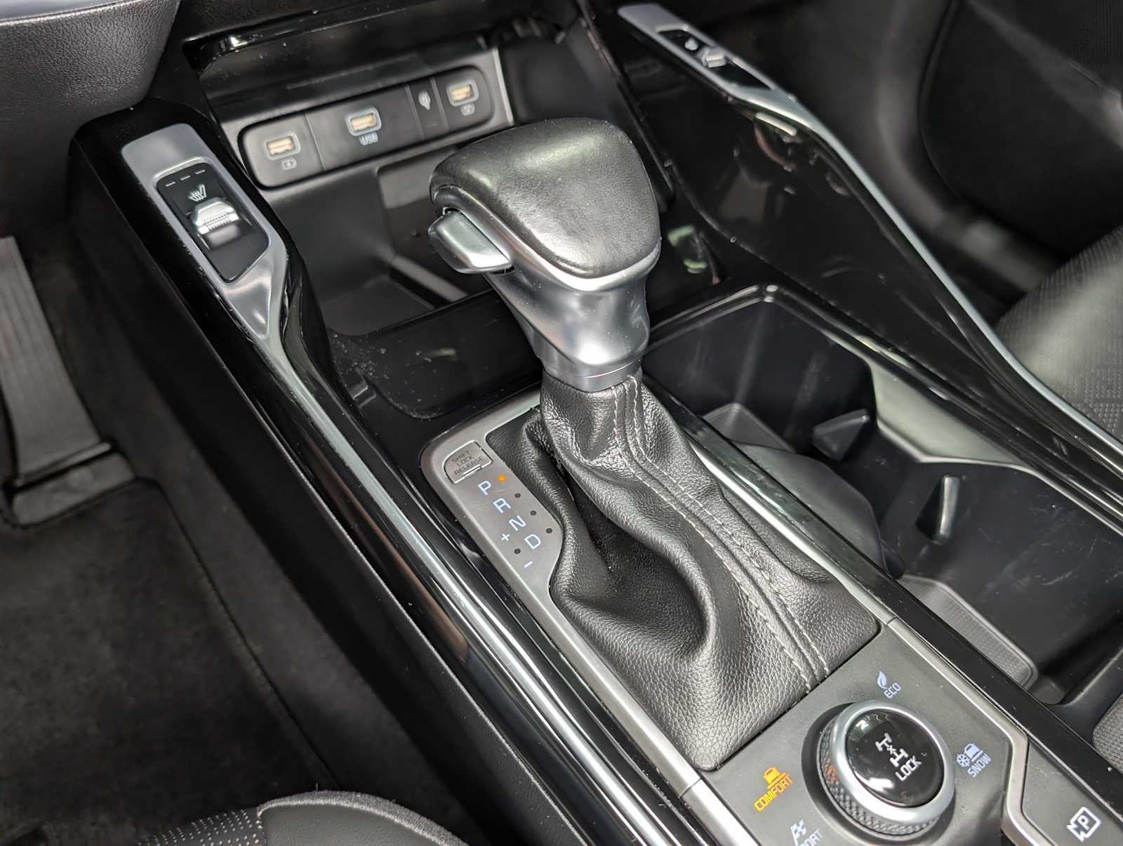 Used 2022 GRAY Kia SX image 29