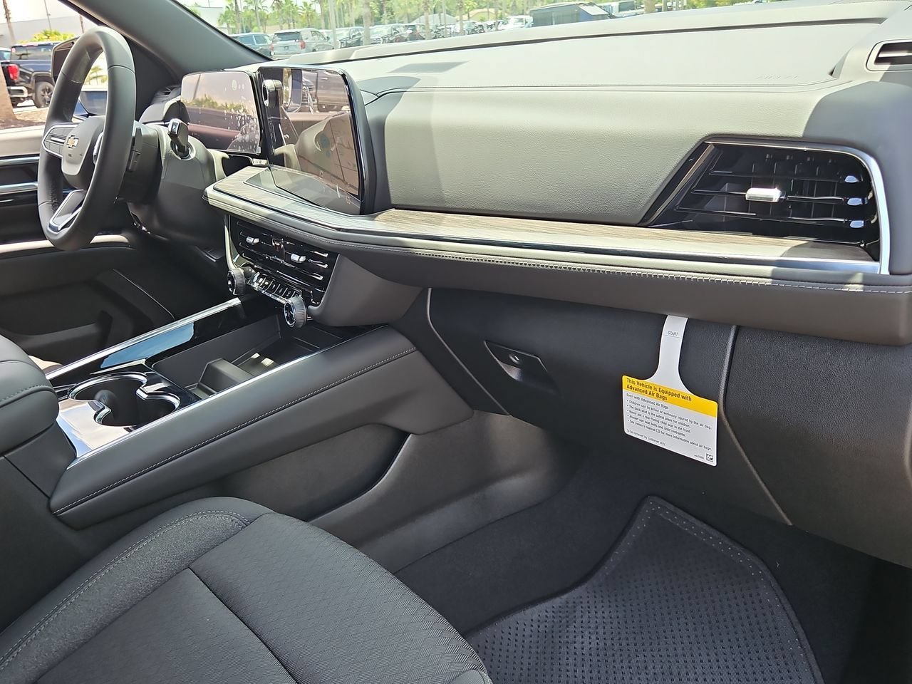 2026 Chevrolet Suburban LS - Photo 28