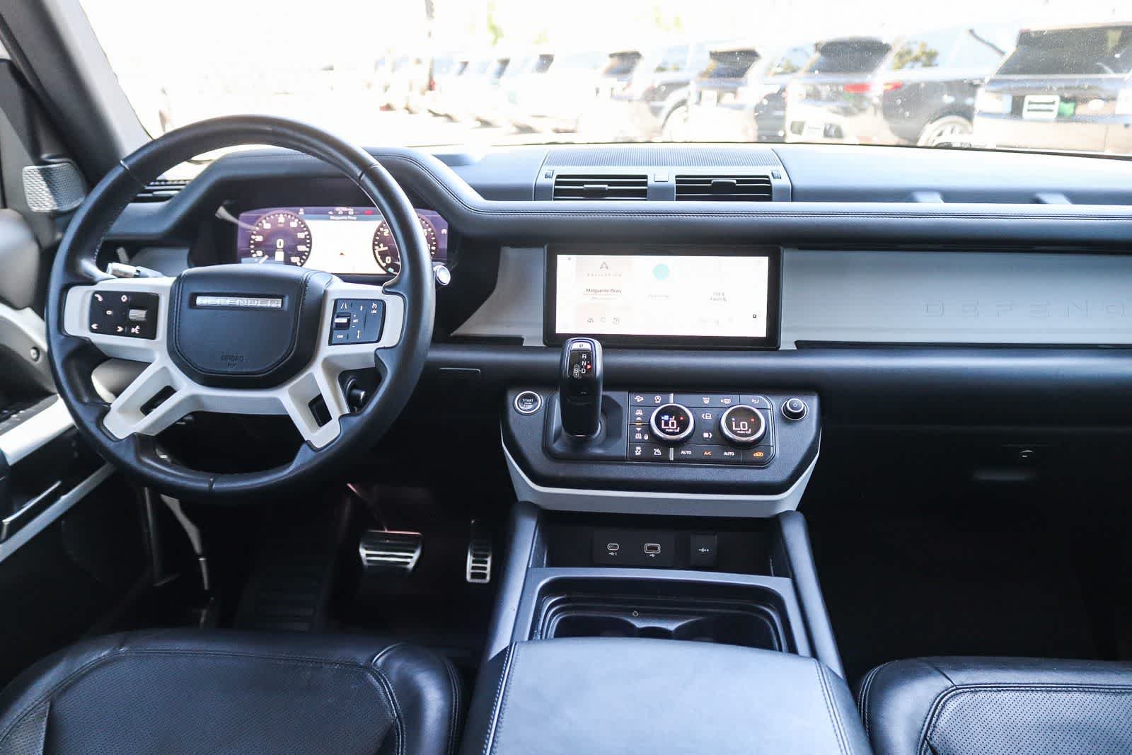 Used 2020 Fuji White Land Rover HSE image 18