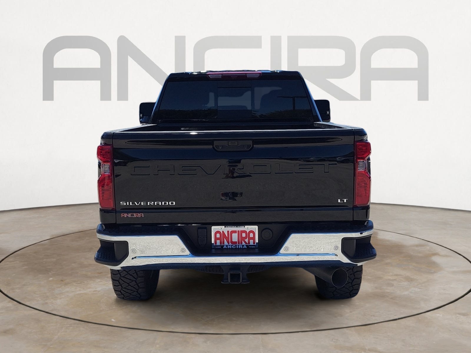 Used 2024 Black Chevrolet LT image 9