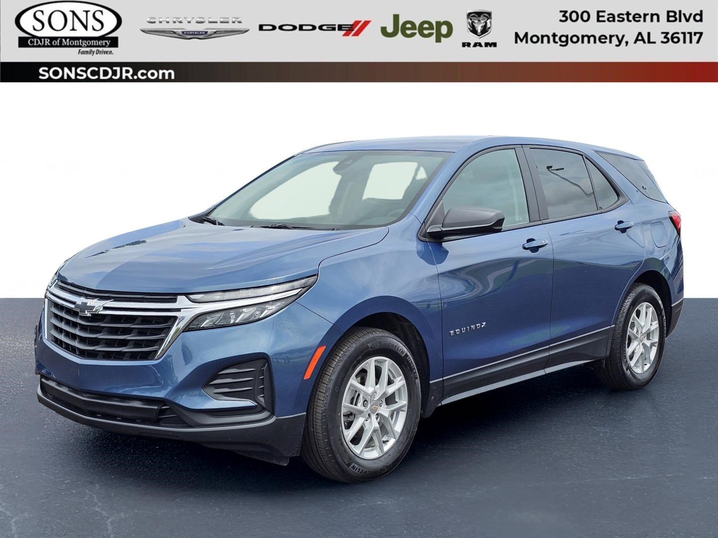 2024 Chevrolet Equinox LS's photo
