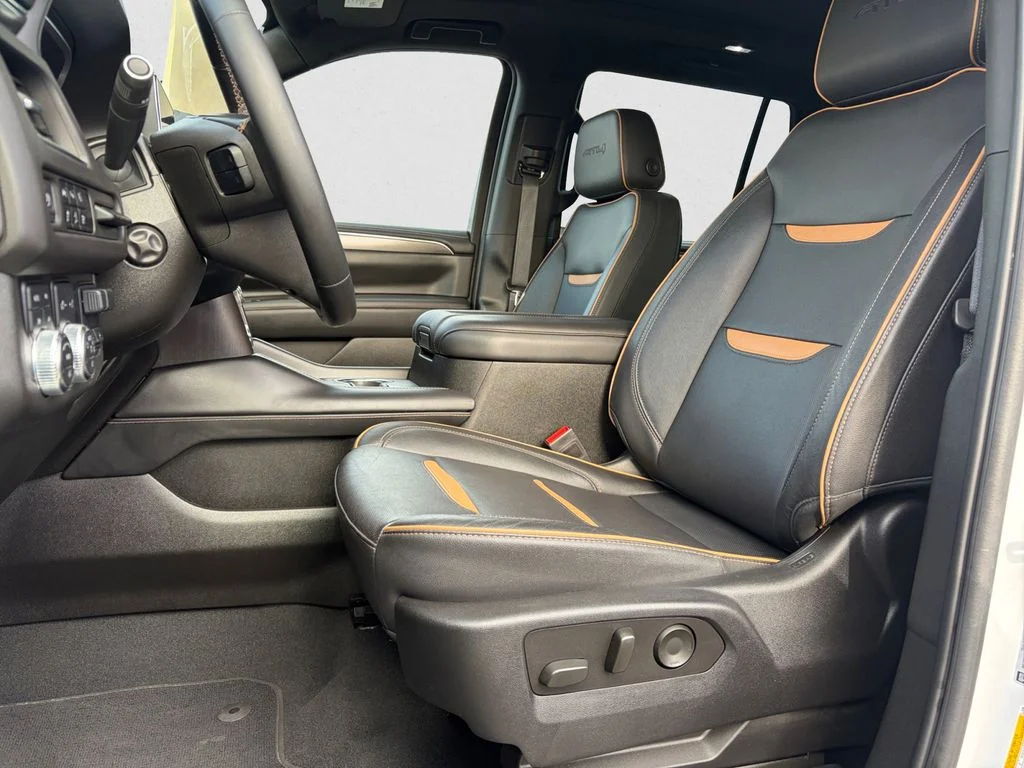 2023 GMC Yukon AT4 - Photo 10