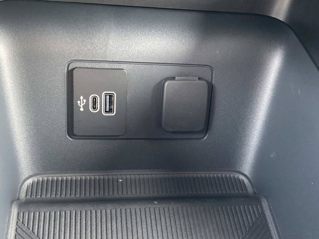 New 2026 Carbonized Gray Metallic Ford Active image 20
