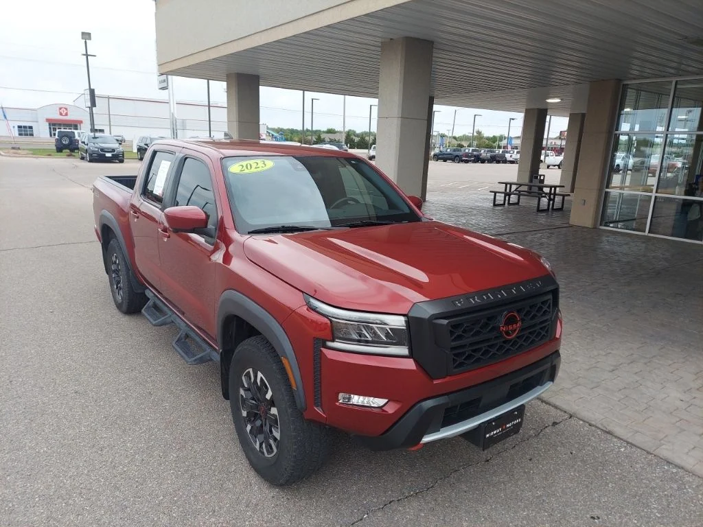2023 Nissan Frontier PRO-4X Crew Cab 4X4's photo