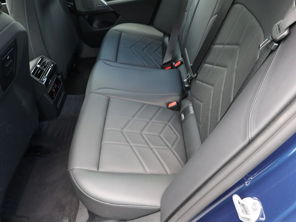 2026 BMW 5 Series 530i - Photo 21