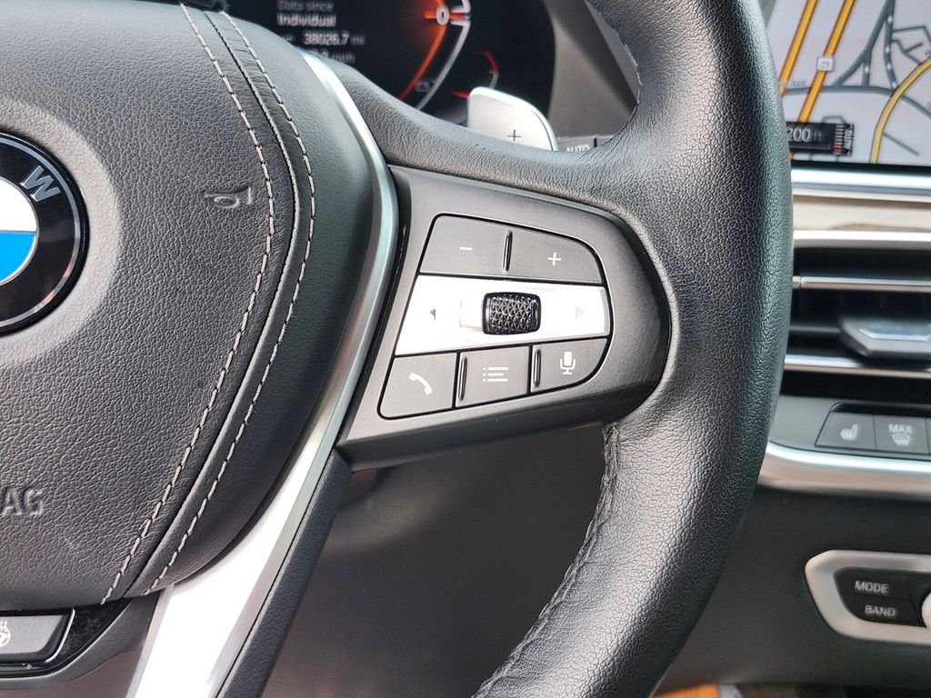 Certified Used 2023 White BMW xDrive40i image 29