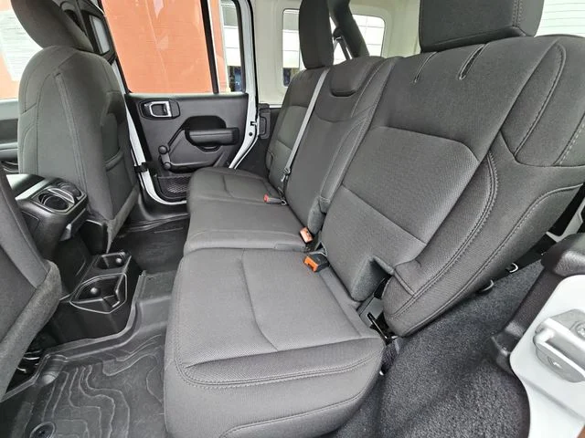 2023 Jeep Wrangler 4-Door Willys Sport - Photo 28