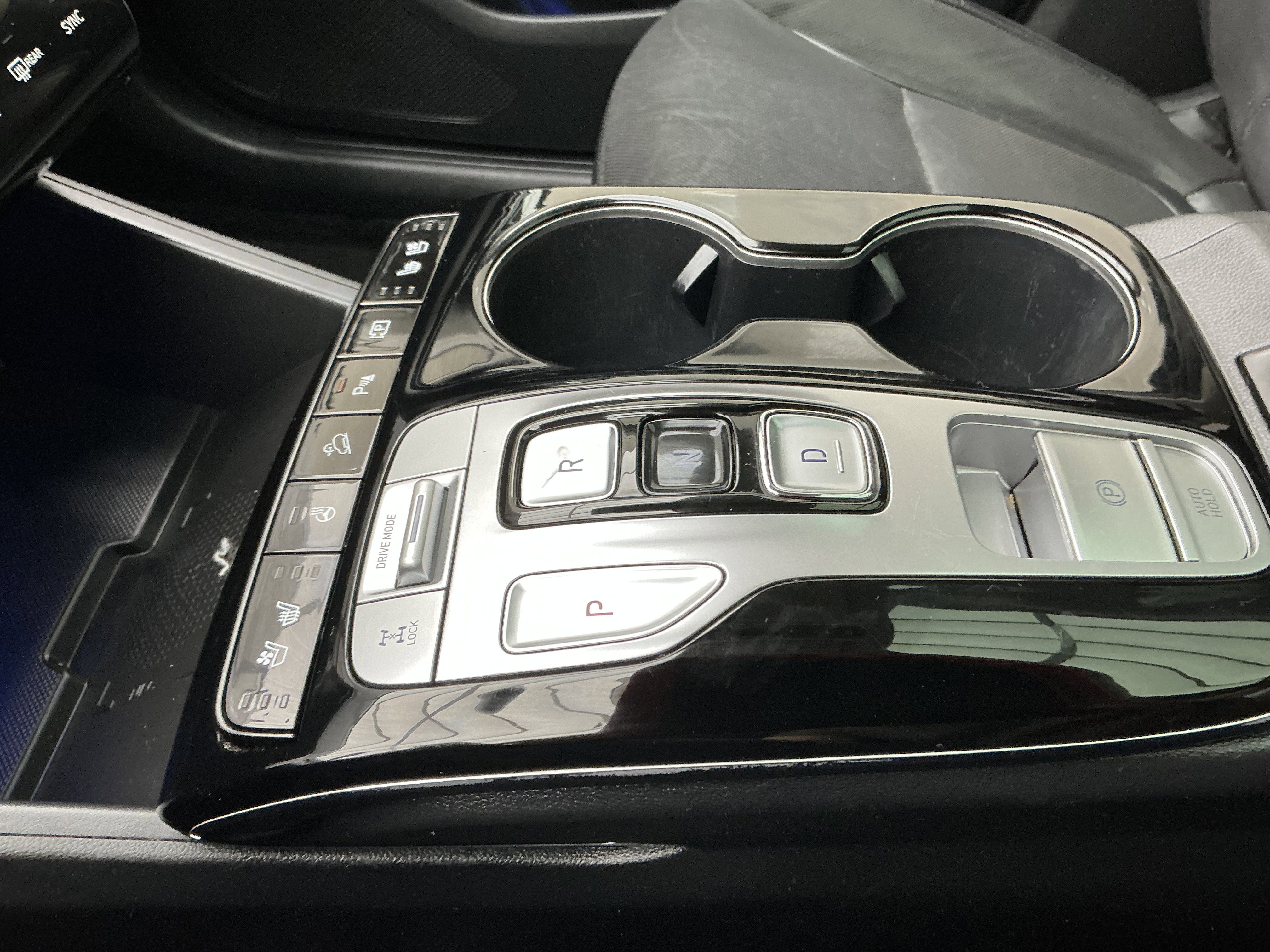2022 Hyundai Tucson Limited - Photo 13