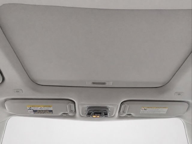 2024 Toyota Corolla Cross XLE - Photo 20