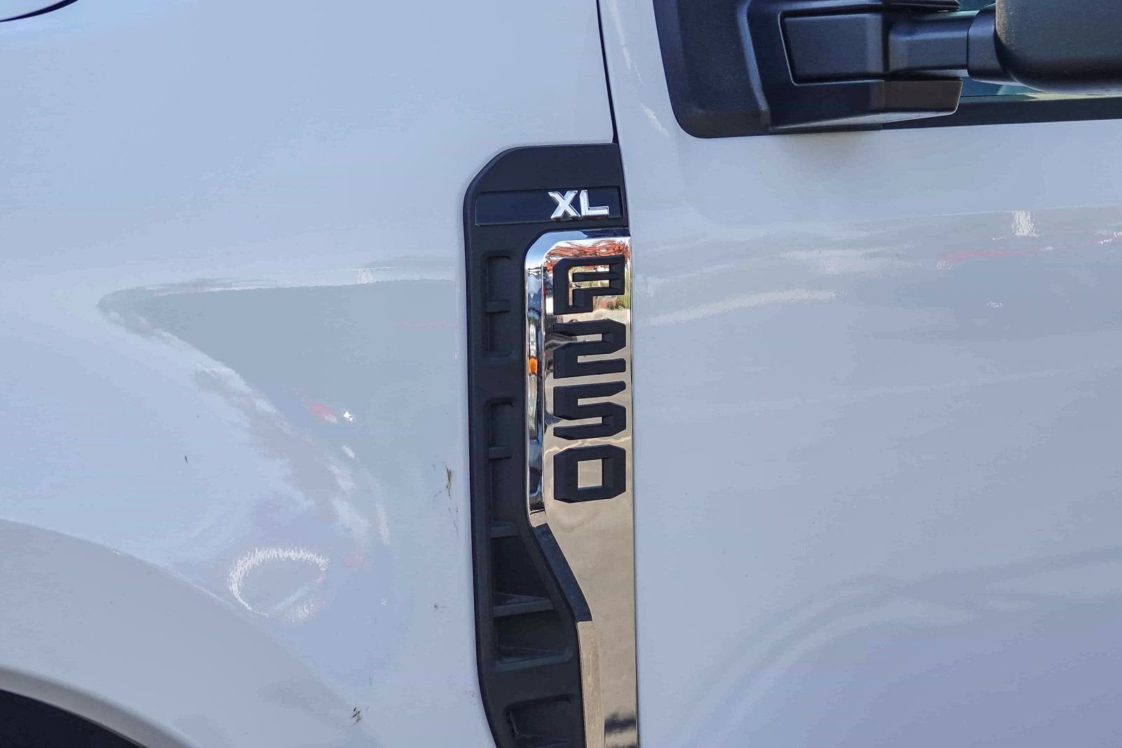 New 2026 Oxford White Ford F-250® XL image 9