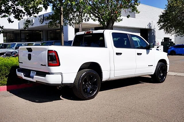 Certified Used 2023 White Ram Big Horn/Lone Star image 8
