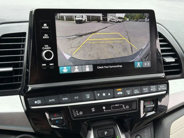 Used 2025  Honda EX-L image 26