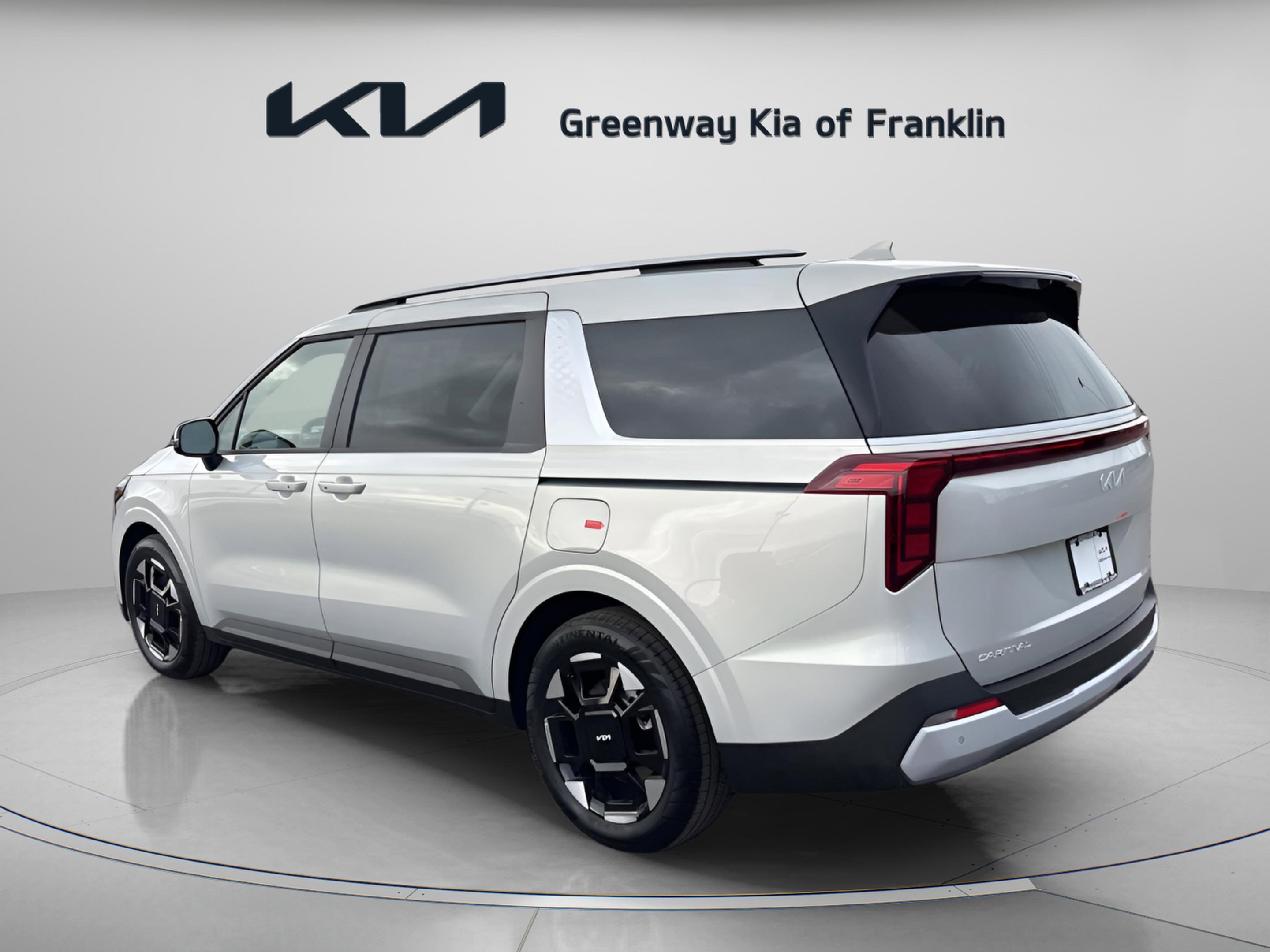New 2026 Ivory Silver Kia EX image 5