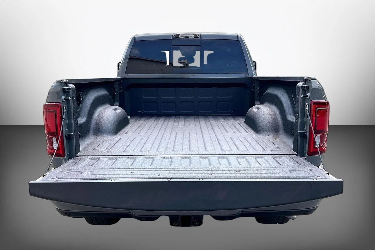 New 2027 Ceramic Gray Clear-Coat Exterior Paint RAM Laramie image 21