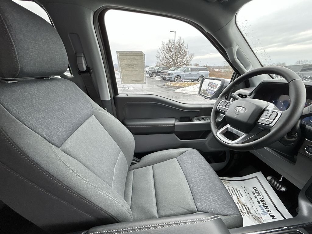 2026 Ford F-150 XLT - Photo 10