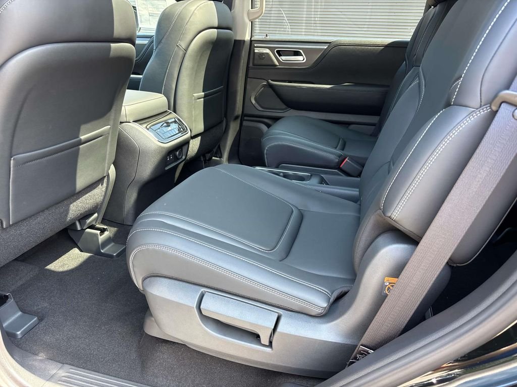 New 2027  INFINITI PURE image 7