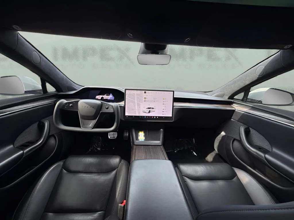 Used 2023 White Tesla Base image 13