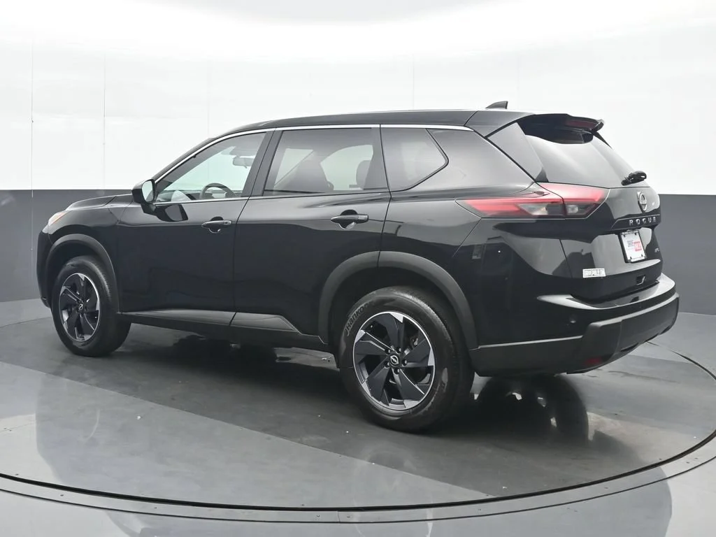 Used 2025 Black Nissan SV image 4