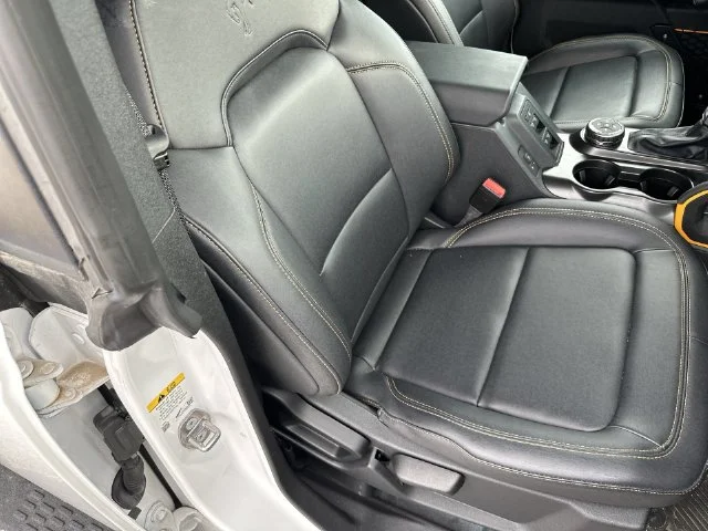 Used 2023 White Ford Badlands image 35