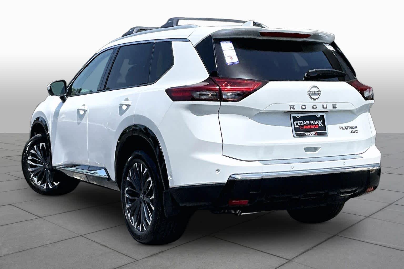 New 2026 Everest White Pearl Tricoat Nissan Platinum image 12