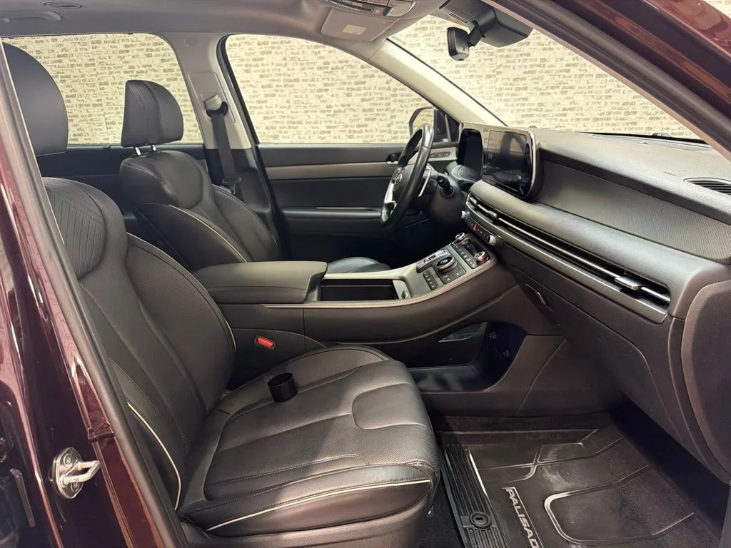 Used 2024 Sierra Burgundy Hyundai SEL image 11